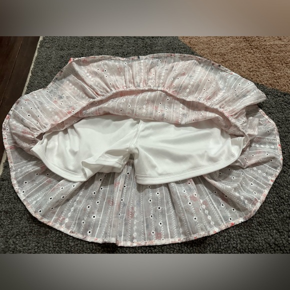 NWOT Hayden Girls Eyelet Embroidered Floral Ruffle Skirt Elastic Waist Size XL - Picture 5 of 7